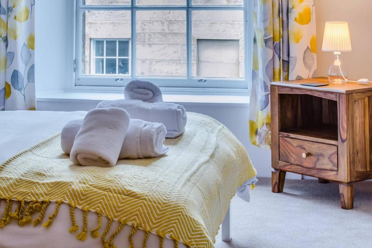 Joivy Stylish Apt In Trendy New Town Location エディンバラ エクステリア 写真